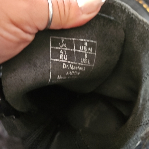 Dr. Marten Unisex Black Jadon Platform Boot In Black In Polished Smooth 9W 8M - Picture 13 of 15